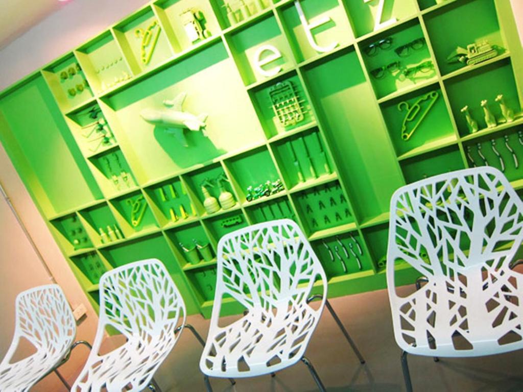 Jellybean Ezy Hostel Sathorn Bangkok Exterior photo