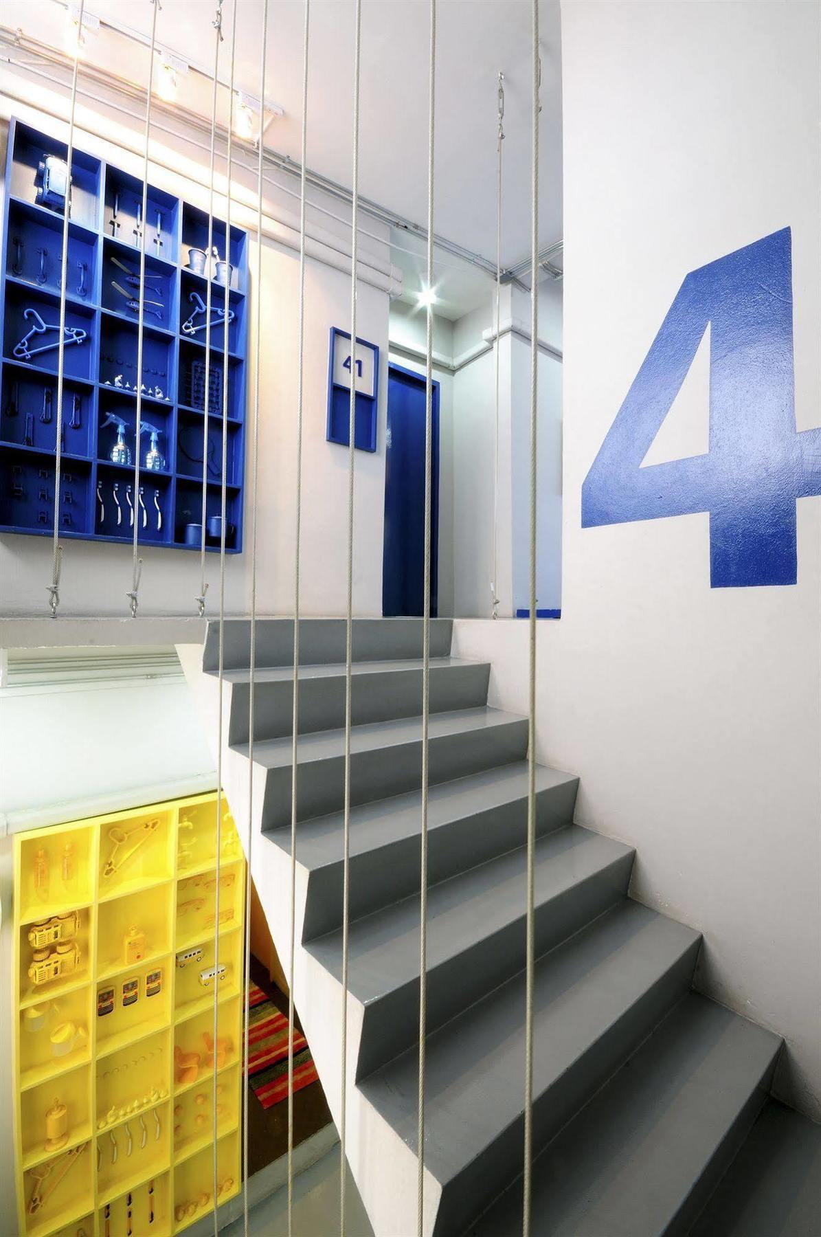 Jellybean Ezy Hostel Sathorn Bangkok Exterior photo